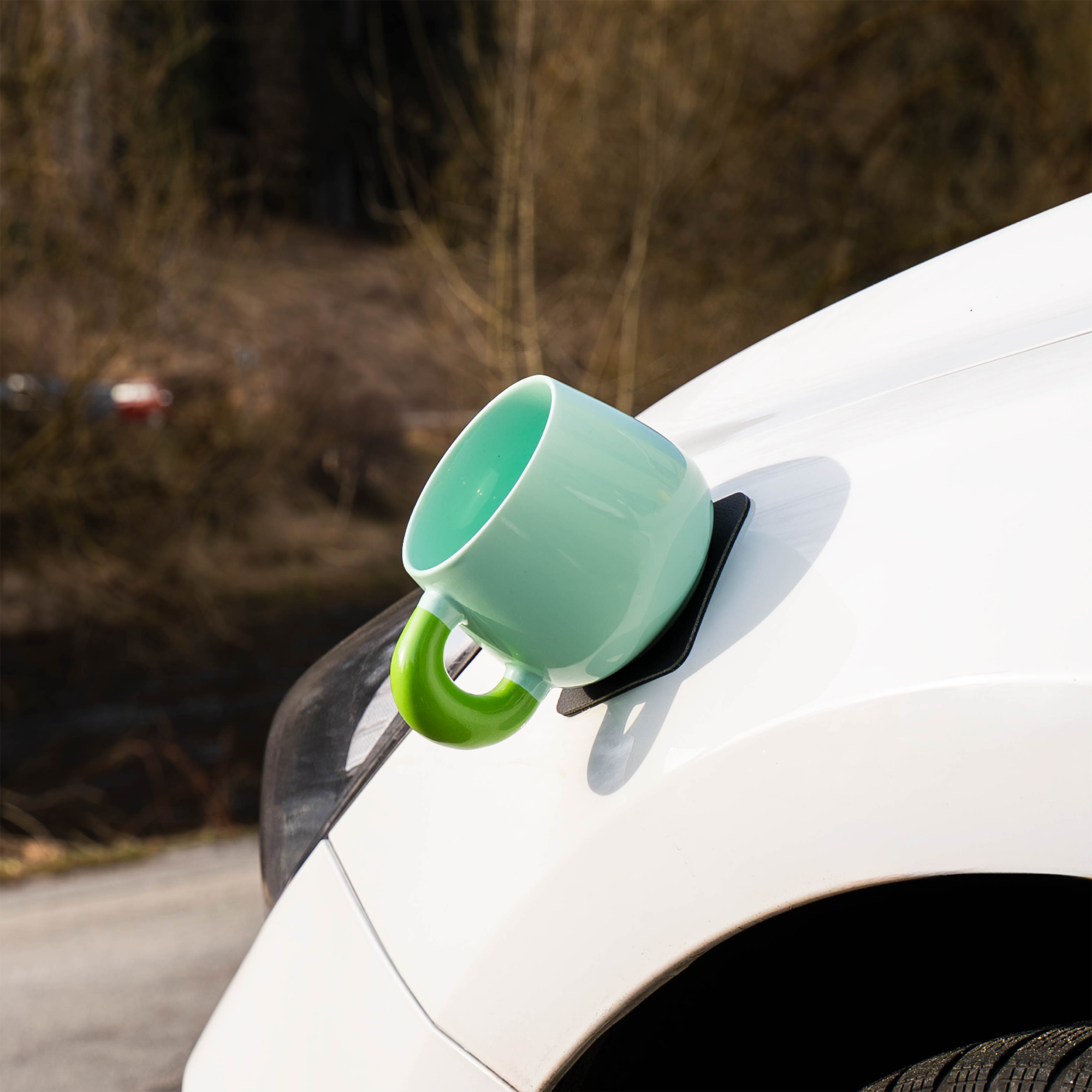 Silwy Magnet Henkeltasse aus Porzellan und Metall-Nano-Gel-Pad 470 ml