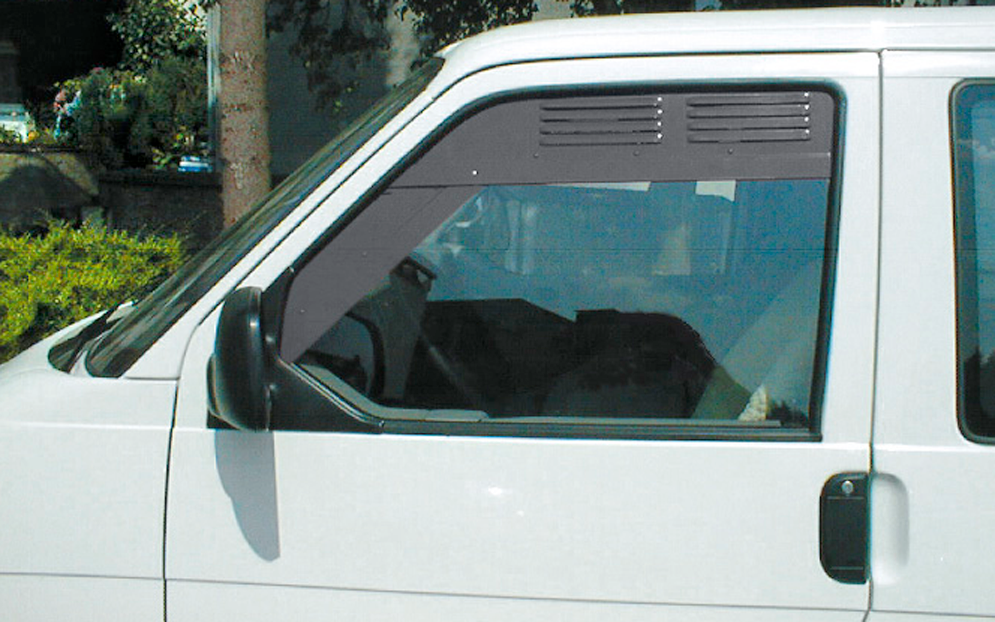 HKG Frischlüfter für Fahrerhaus-Seitenfenster 2-teilig links und rechts für Opel Vivaro A, Renault Trafic 2, Nissan Primastar 2001–2014 - Aussteller & Fensterzubehör