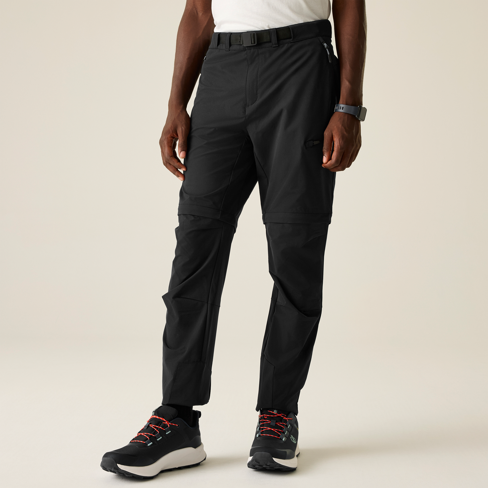 Dare2b Tuned In Pro II Herren  Zip-Off Wanderhose schwarz 54 - Herrenhosen & -shorts von Dare 2b