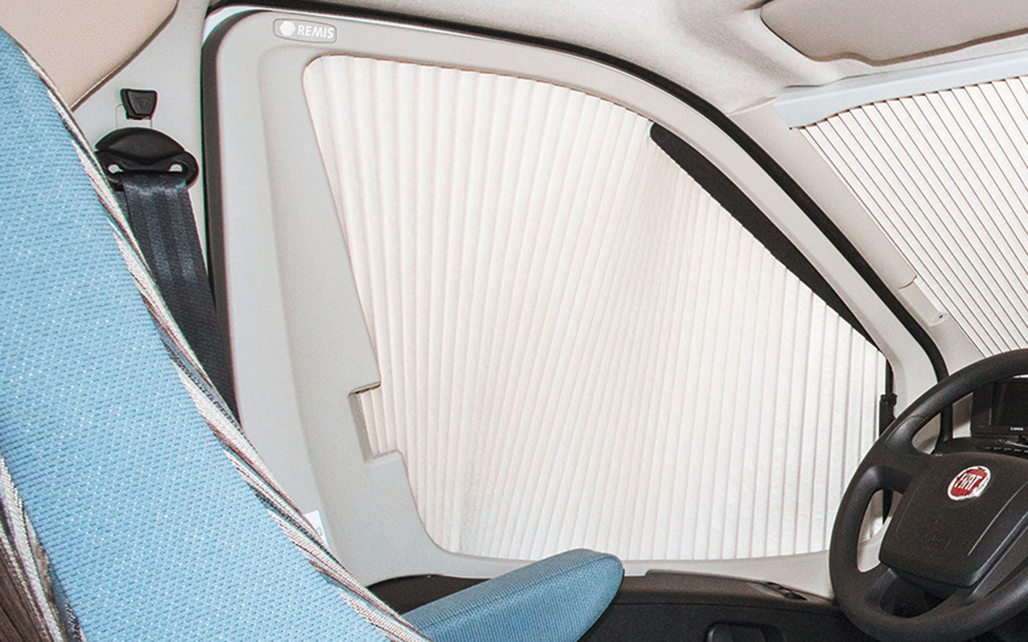 Remis Fahrerhausverdunkelung REMIfront IV linkes Seitenfenster für Fiat Ducato (Modell X250) 2007- 2016