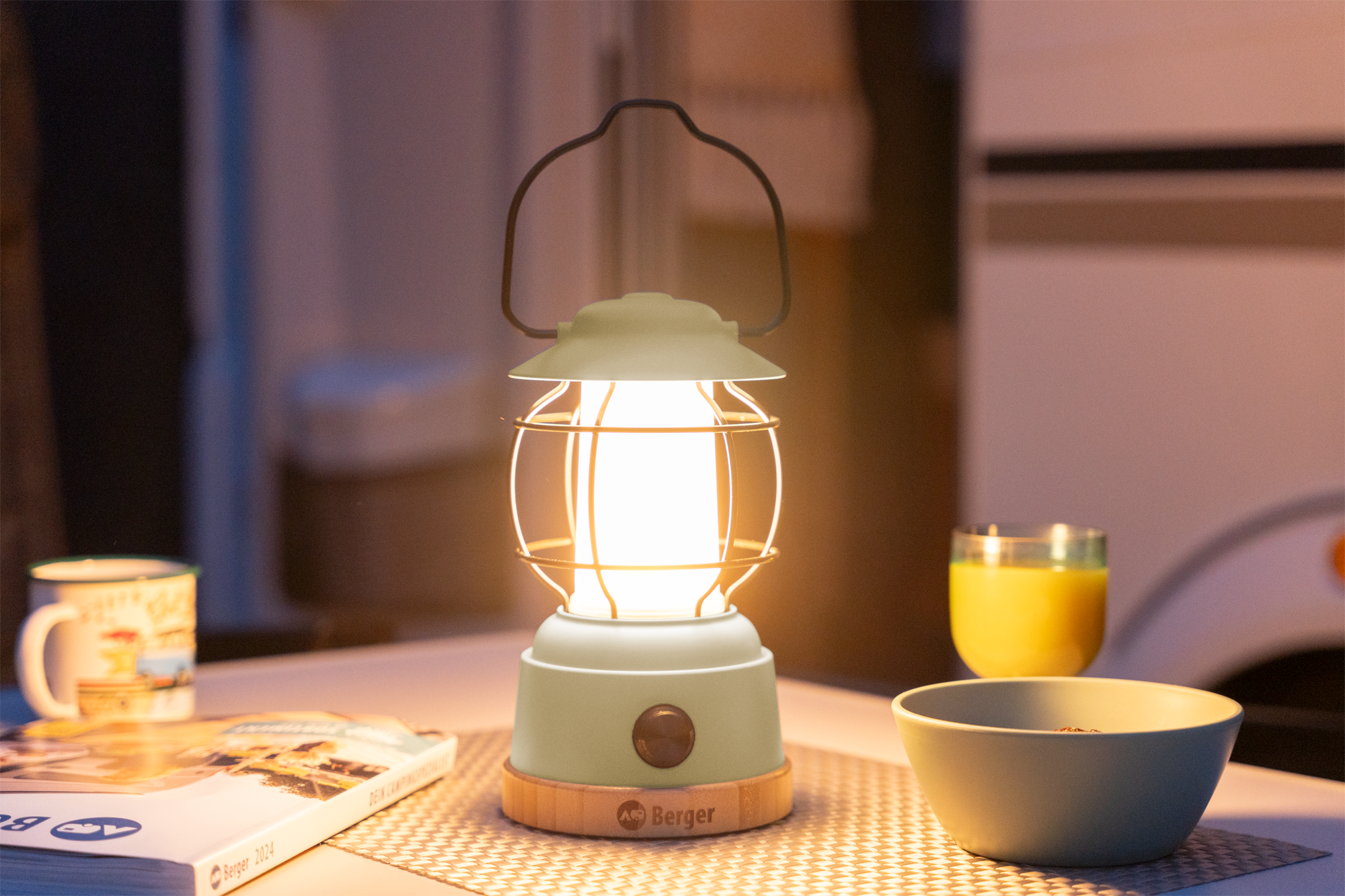 Berger Hopuni Pro LED Campinglaterne mit Dimmfunktion Grün