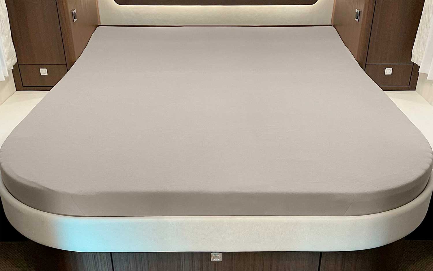 Spannbettlaken für Queensbett mit Abrundung oder Ecke Basalt - Spannbetttücher & Bettwäsche von Bettwaren-Shop